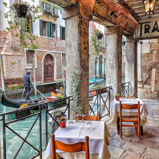 Venice custom tour ~ Italy luxury travel by car ~ Azzurytt Travel Concierge
