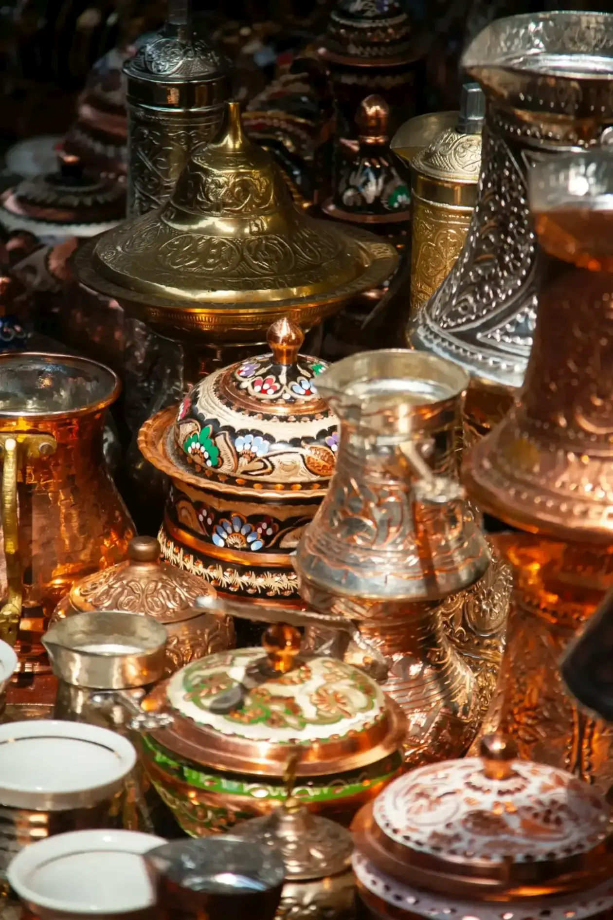 Various vases in Kazandziluk coppersmiths’ quarter