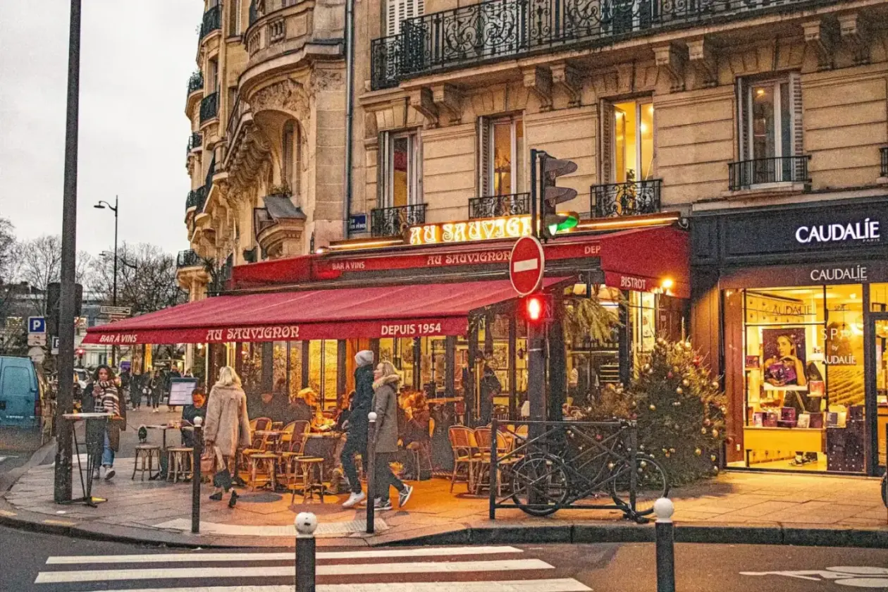 Bistrot Au Sauvignon in Saint-Germain-des-Pres, Rive Gauche. Left Bank Lifestyle in France — Azzurytt Parisian Sophistication