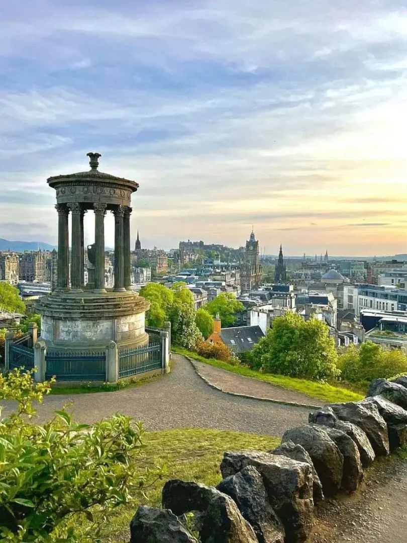 Edinburgh skyline at golden hour from Calton Hill. Neoclassical landmarks of Scotland --Azzurytt Quiet Grandeur